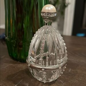 Lenox Elegant Crystal Royal Egg Trinket Box with Pearl Top